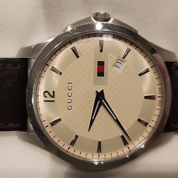 Men's Gucci Watch Gently Used Brown Leather - Picture 2 of 8